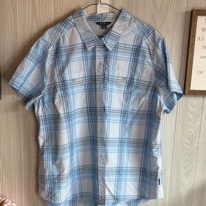 Columbia Light Blue Plaid Casual Shirt